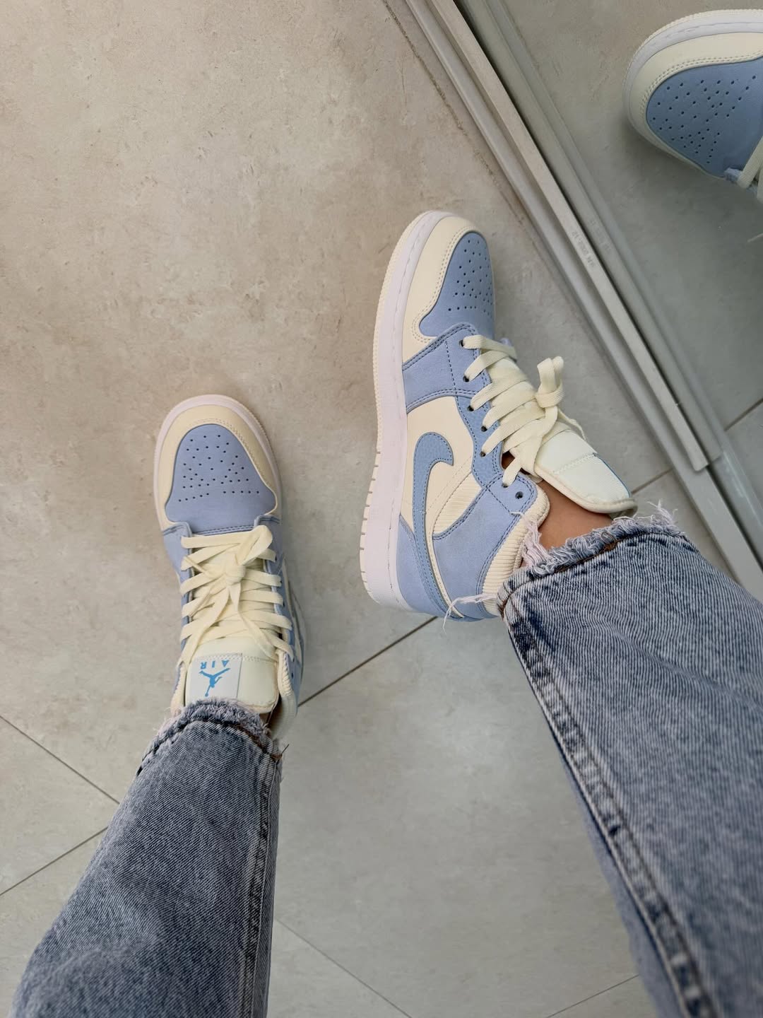 Nike Air Jordan 1
