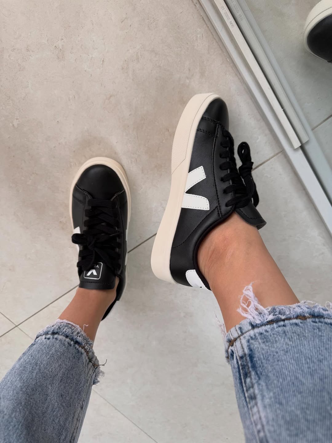 Veja Sneakers