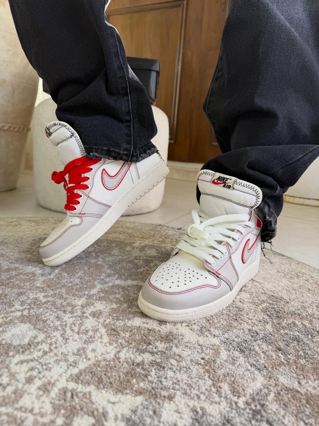 Nike Jordan 1 Phantom Red