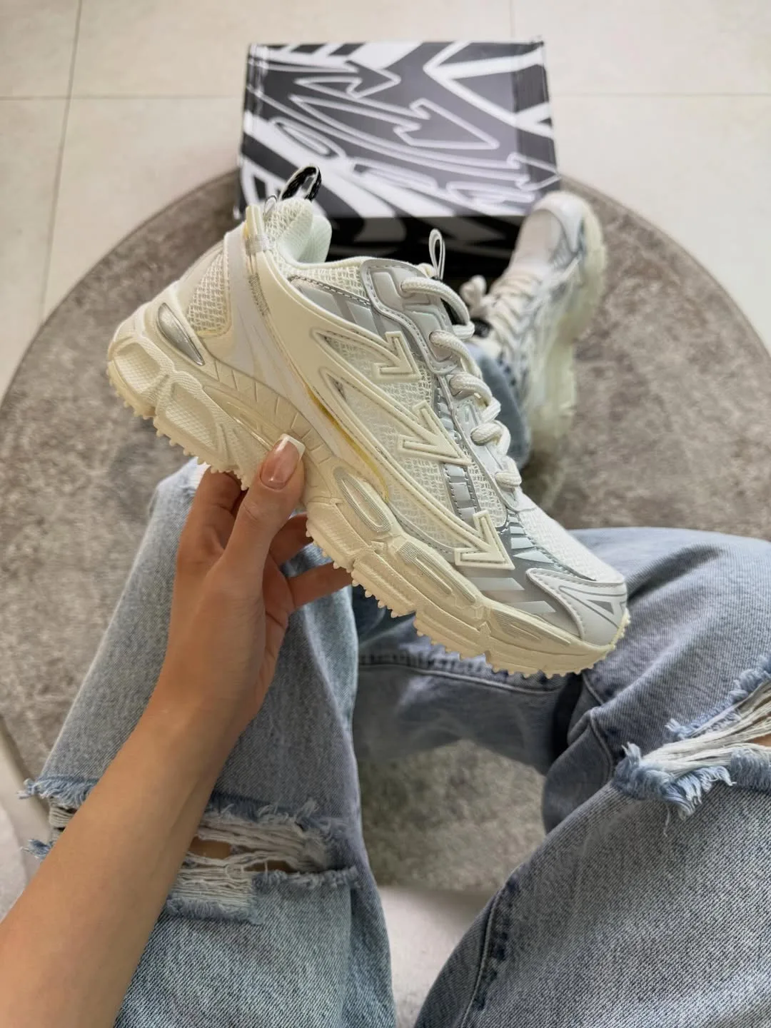 Off White Sneakers