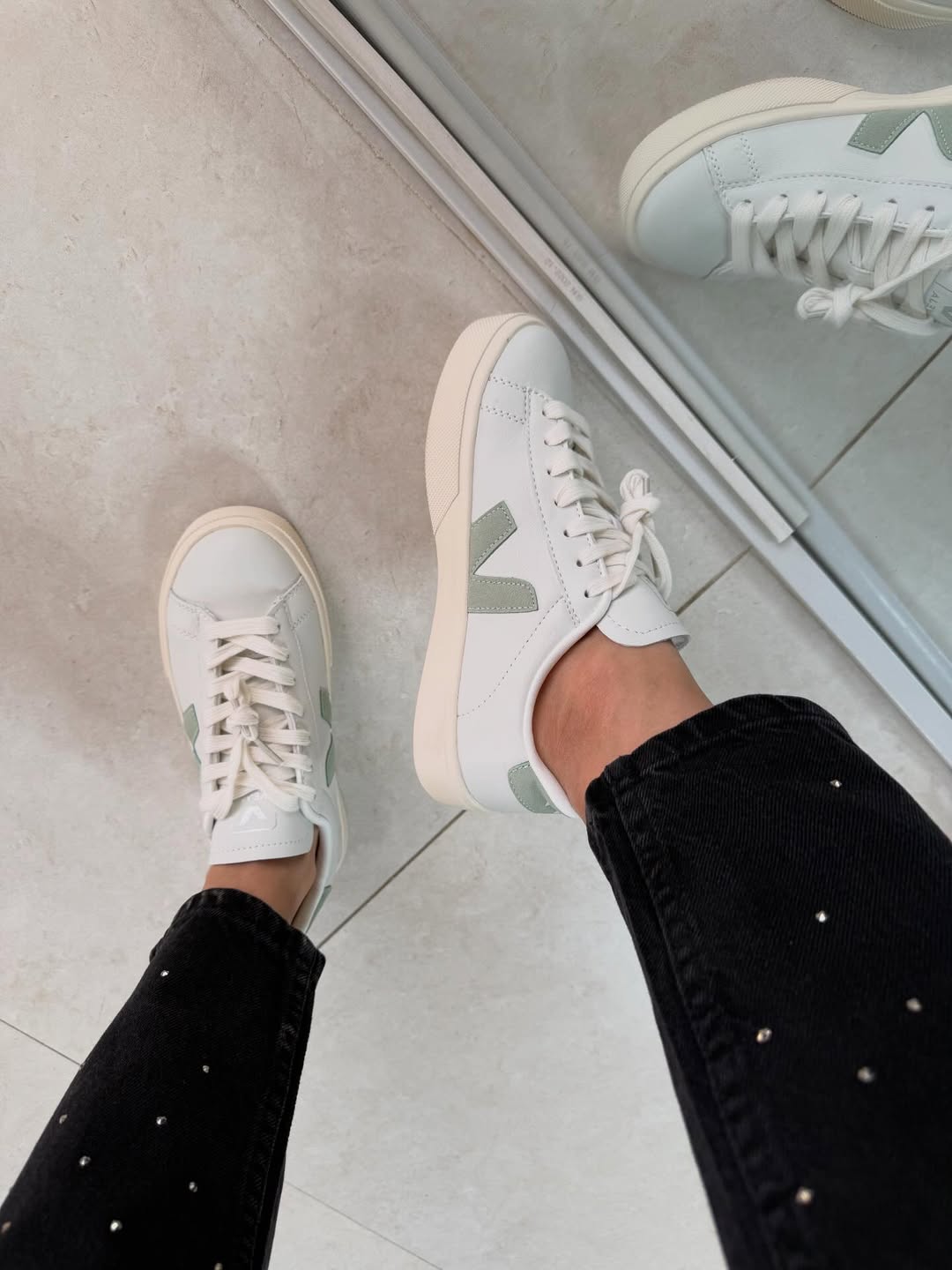 کفش Veja sneakers