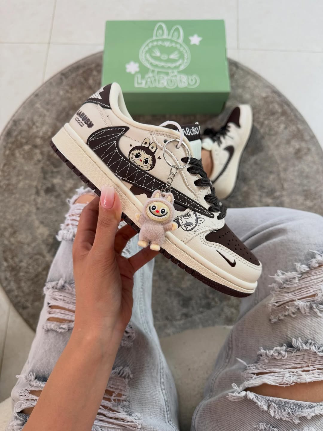 Nike Jordan Travis Scott Labubu